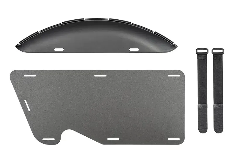 Specialized Globe ST Rear Wheel Cover in Black