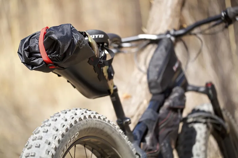 Revelate Designs Terrapin System Seat Pack 8L - Black-10