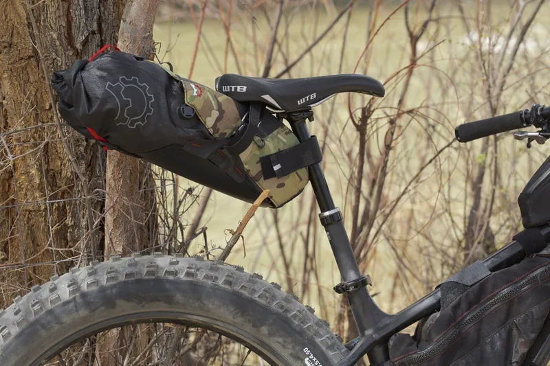 Revelate Designs Terrapin System Seat Pack 8L - Black-9