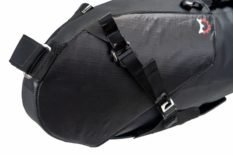 Revelate Designs Terrapin System 14-litre Seat Bag in Black-2